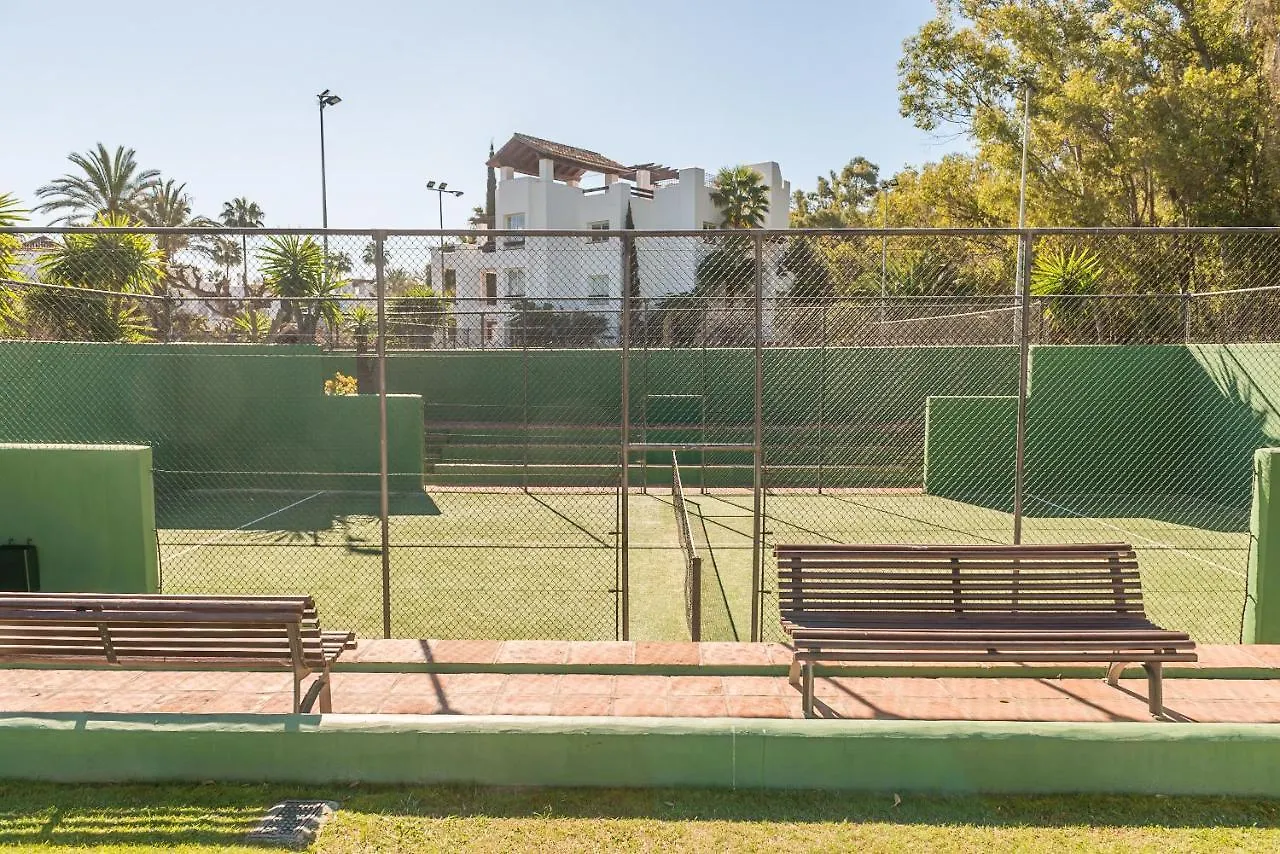 Alcazaba Beach Apartment Estepona