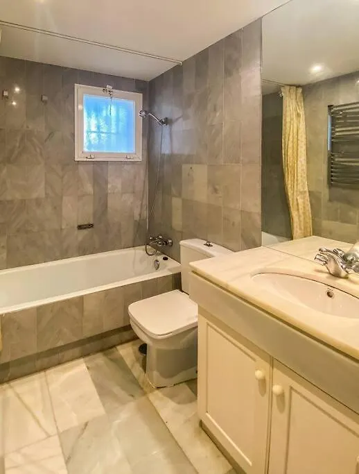 Alcazaba Beach Apartment Estepona 0*,  Spain