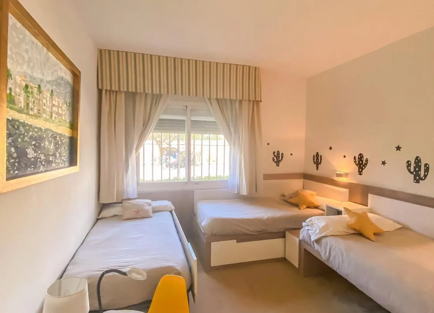 Alcazaba Beach Apartment Estepona Spain
